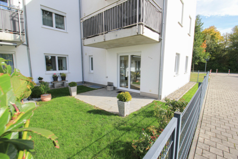 Neuwertiges Appartement mit hochwertiger Ausstattung und Garten – Nähe Therme Erding, 85435 Erding, Erdgeschosswohnung