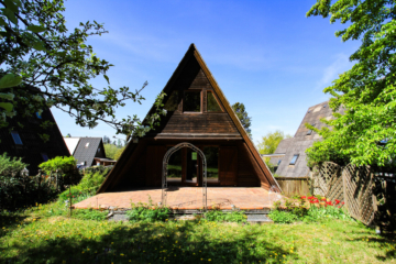 Charmantes Nurdachhaus mit Ausbaupotenzial in ruhiger Lage von Thalham, 85395 Attenkirchen / Thalham, Einfamilienhaus