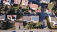 Draufsicht - Geräumiges Zweifamilienhaus in ruhiger Lage – Lichtdurchflutet, naturnah und voller Möglichkeiten
